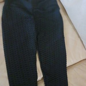 Skinny scrungy tights